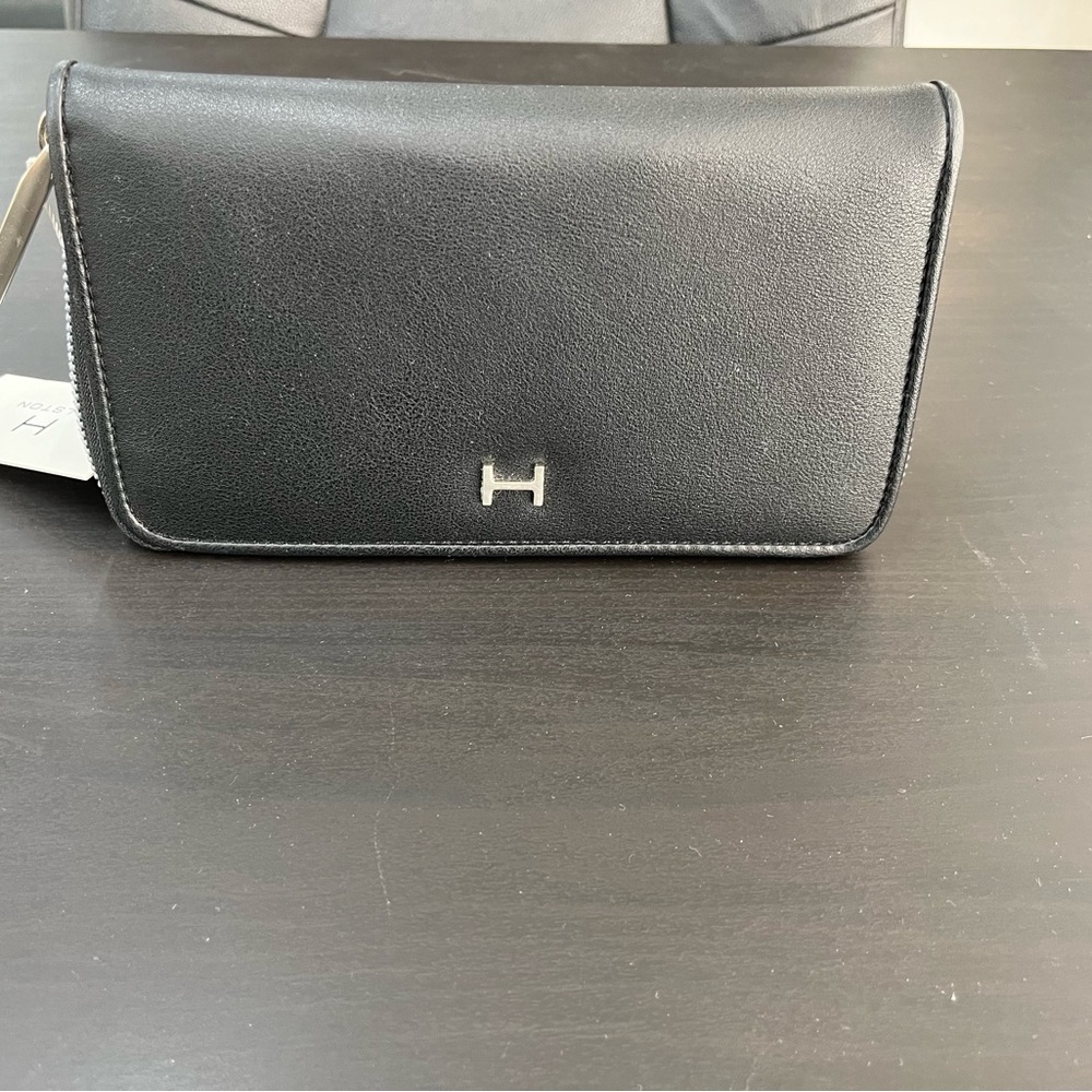 Halston ladies money purse/ wallet